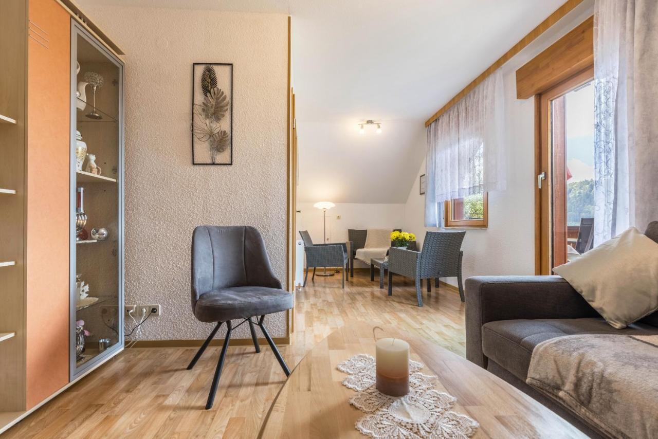 Ferienwohnung Haus Am Wald Messstetten Exteriér fotografie